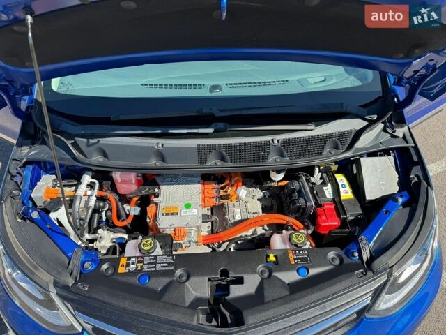 Синий Опель Ampera-e, объемом двигателя 0 л и пробегом 79 тыс. км за 14999 $, фото 26 на Automoto.ua