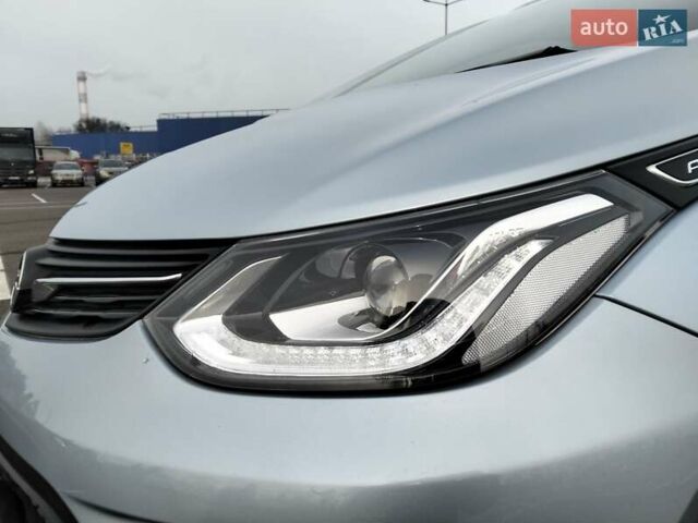 Синий Опель Ampera-e, объемом двигателя 0 л и пробегом 99 тыс. км за 15000 $, фото 9 на Automoto.ua