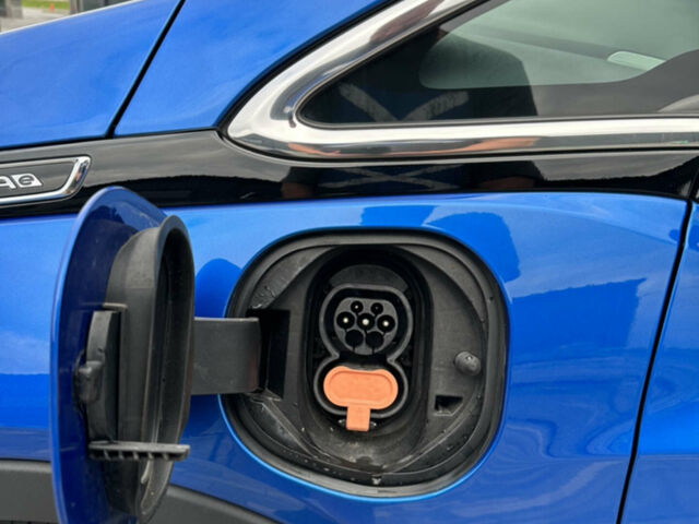 Синій Опель Ampera-e, об'ємом двигуна 0 л та пробігом 220 тис. км за 15000 $, фото 13 на Automoto.ua