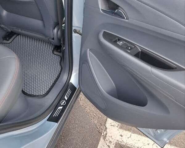 Синий Опель Ampera-e, объемом двигателя 0 л и пробегом 99 тыс. км за 15000 $, фото 19 на Automoto.ua