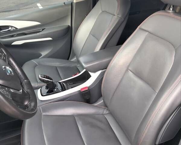Синий Опель Ampera-e, объемом двигателя 0 л и пробегом 99 тыс. км за 15000 $, фото 12 на Automoto.ua