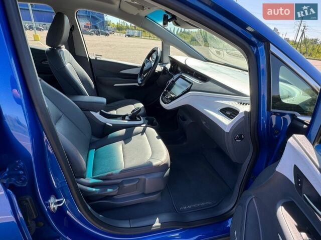 Синий Опель Ampera-e, объемом двигателя 0 л и пробегом 79 тыс. км за 14999 $, фото 31 на Automoto.ua