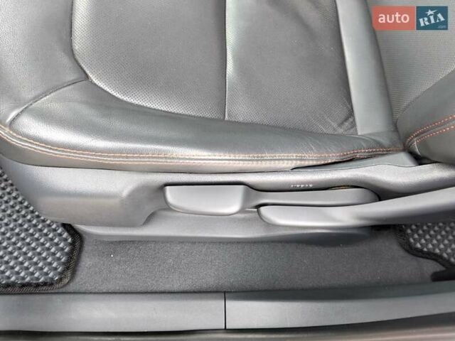 Синий Опель Ampera-e, объемом двигателя 0 л и пробегом 99 тыс. км за 16500 $, фото 13 на Automoto.ua