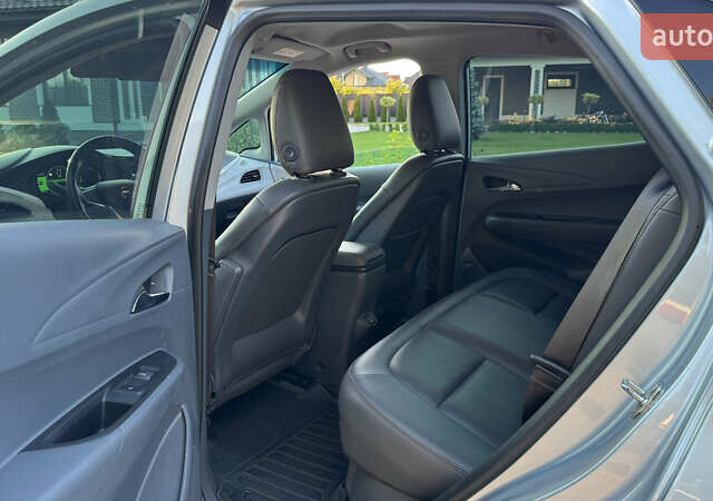 Синий Опель Ampera-e, объемом двигателя 0 л и пробегом 150 тыс. км за 14300 $, фото 12 на Automoto.ua