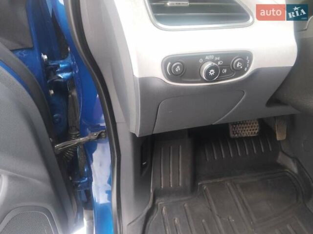 Синий Опель Ampera-e, объемом двигателя 0 л и пробегом 146 тыс. км за 15400 $, фото 15 на Automoto.ua