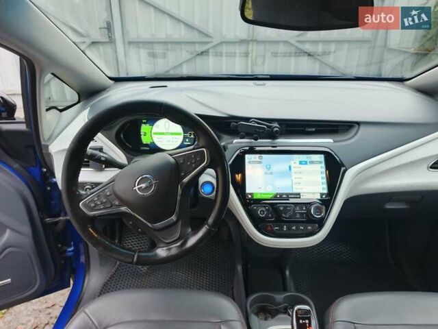 Синий Опель Ampera-e, объемом двигателя 0 л и пробегом 272 тыс. км за 15300 $, фото 16 на Automoto.ua