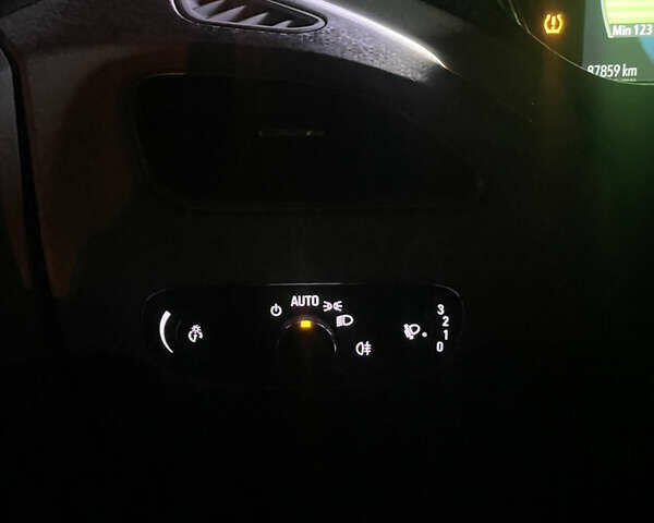 Синий Опель Ampera-e, объемом двигателя 0 л и пробегом 90 тыс. км за 15113 $, фото 17 на Automoto.ua