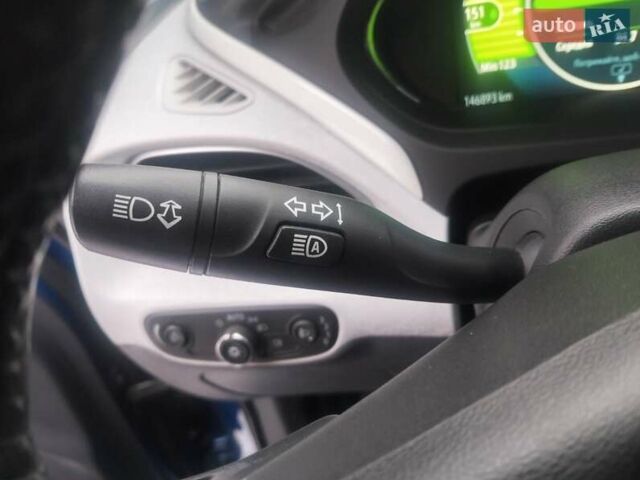 Синий Опель Ampera-e, объемом двигателя 0 л и пробегом 146 тыс. км за 15400 $, фото 17 на Automoto.ua