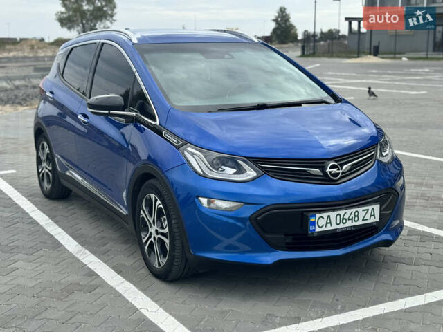 Синий Опель Ampera-e, объемом двигателя 0 л и пробегом 135 тыс. км за 15300 $, фото 5 на Automoto.ua