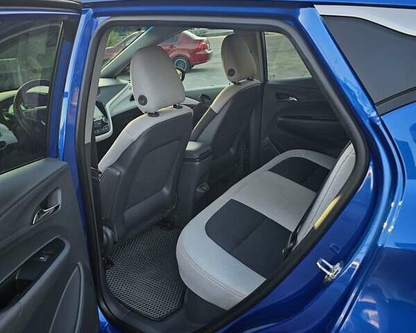 Синий Опель Ampera-e, объемом двигателя 0 л и пробегом 31 тыс. км за 17200 $, фото 3 на Automoto.ua