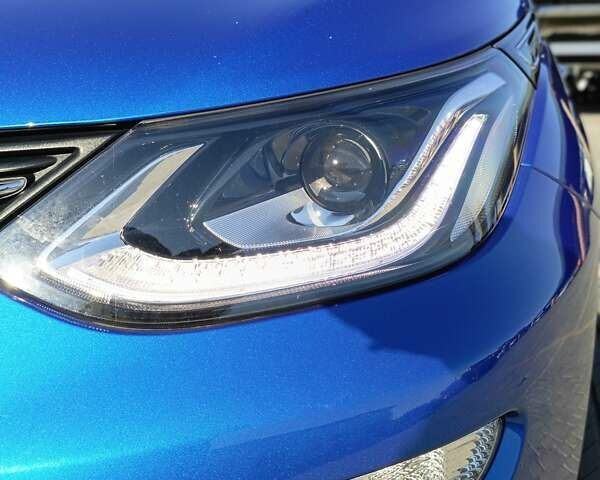 Синий Опель Ampera-e, объемом двигателя 0 л и пробегом 111 тыс. км за 15550 $, фото 9 на Automoto.ua