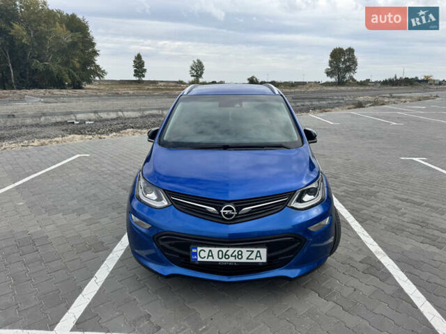 Синий Опель Ampera-e, объемом двигателя 0 л и пробегом 135 тыс. км за 15300 $, фото 1 на Automoto.ua