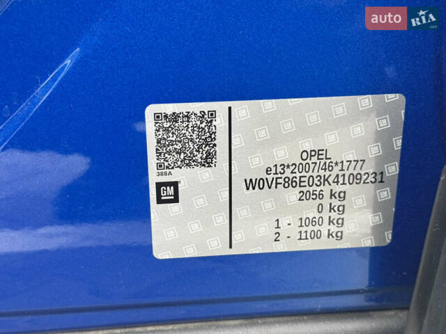 Синий Опель Ampera-e, объемом двигателя 0 л и пробегом 135 тыс. км за 15300 $, фото 35 на Automoto.ua