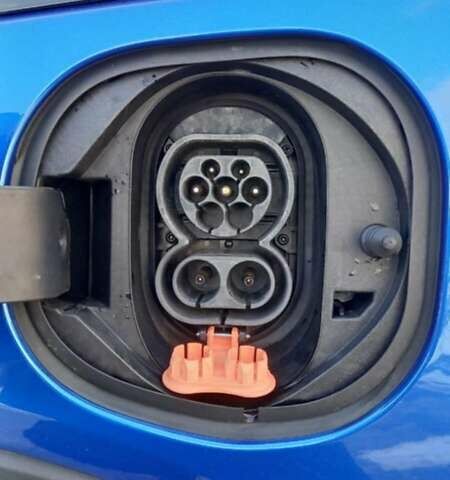 Синій Опель Ampera-e, об'ємом двигуна 0 л та пробігом 101 тис. км за 15800 $, фото 8 на Automoto.ua