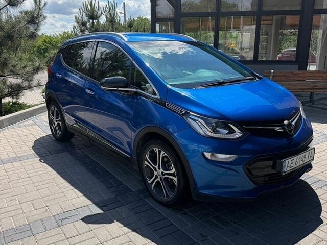 Синий Опель Ampera-e, объемом двигателя 0 л и пробегом 100 тыс. км за 15700 $, фото 1 на Automoto.ua