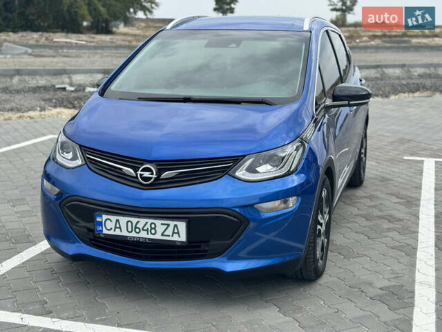 Синий Опель Ampera-e, объемом двигателя 0 л и пробегом 135 тыс. км за 15300 $, фото 3 на Automoto.ua
