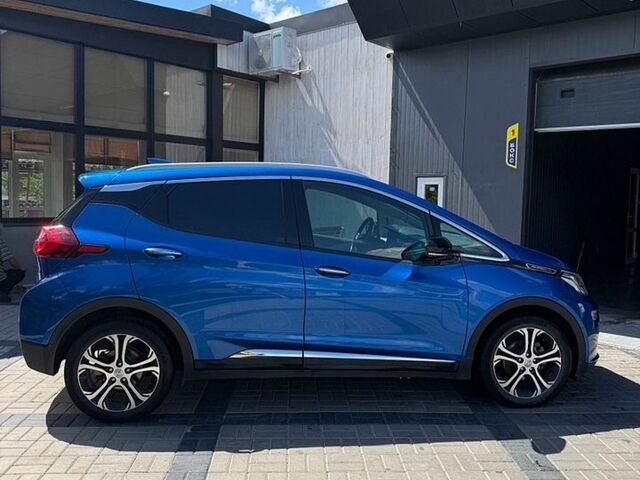 Синий Опель Ampera-e, объемом двигателя 0 л и пробегом 100 тыс. км за 15700 $, фото 2 на Automoto.ua