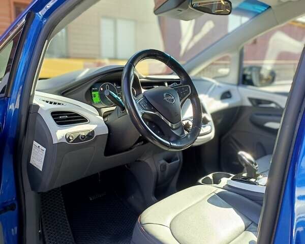 Синий Опель Ampera-e, объемом двигателя 0 л и пробегом 111 тыс. км за 15550 $, фото 14 на Automoto.ua