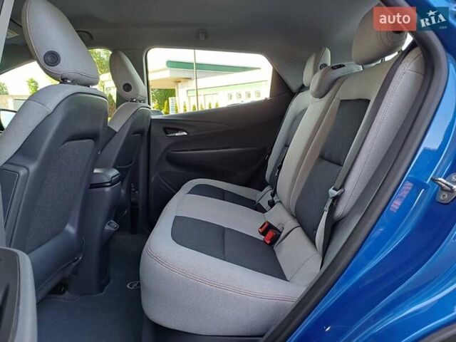 Синий Опель Ampera-e, объемом двигателя 0 л и пробегом 125 тыс. км за 13999 $, фото 13 на Automoto.ua