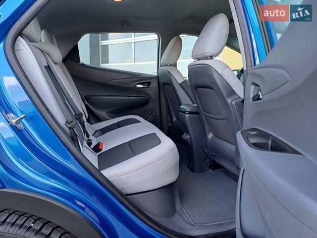 Синий Опель Ampera-e, объемом двигателя 0 л и пробегом 125 тыс. км за 13999 $, фото 63 на Automoto.ua