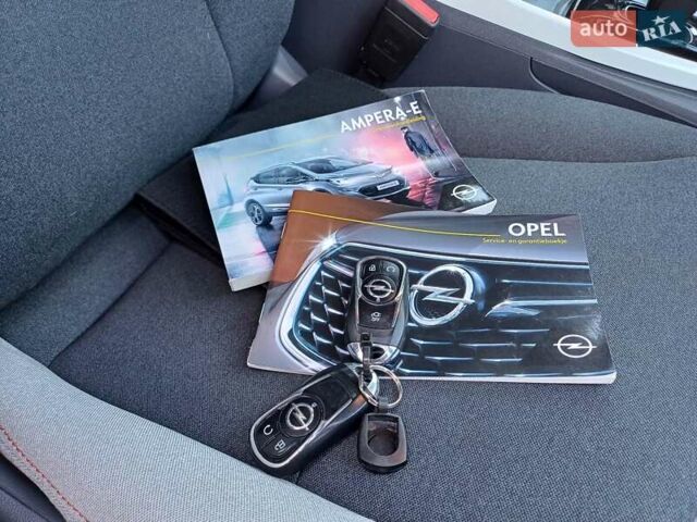 Синий Опель Ampera-e, объемом двигателя 0 л и пробегом 125 тыс. км за 13999 $, фото 68 на Automoto.ua