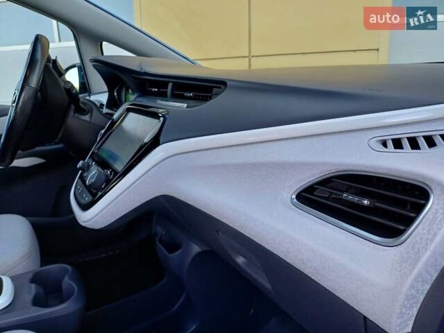 Синий Опель Ampera-e, объемом двигателя 0 л и пробегом 125 тыс. км за 13999 $, фото 10 на Automoto.ua
