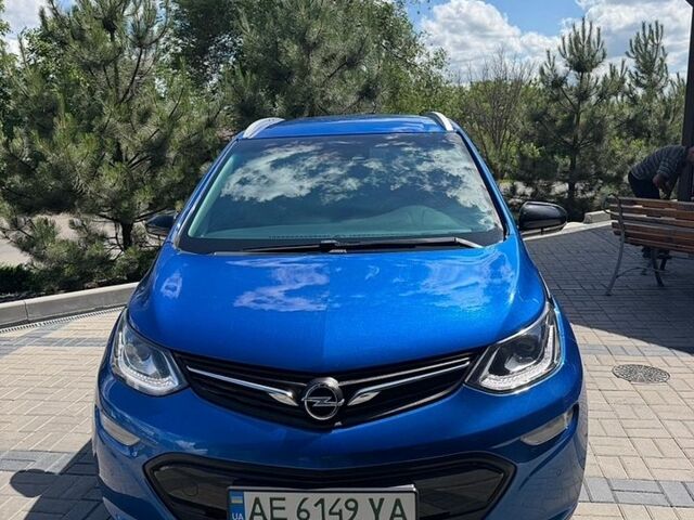 Синий Опель Ampera-e, объемом двигателя 0 л и пробегом 100 тыс. км за 15700 $, фото 6 на Automoto.ua