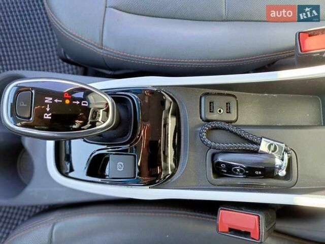 Синий Опель Ampera-e, объемом двигателя 0 л и пробегом 111 тыс. км за 15550 $, фото 25 на Automoto.ua