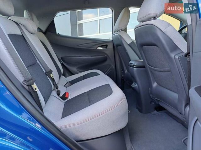 Синий Опель Ampera-e, объемом двигателя 0 л и пробегом 125 тыс. км за 13999 $, фото 9 на Automoto.ua