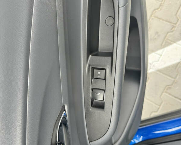 Синий Опель Ampera-e, объемом двигателя 0 л и пробегом 135 тыс. км за 15300 $, фото 47 на Automoto.ua