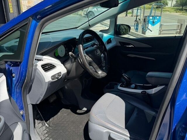 Синий Опель Ampera-e, объемом двигателя 0 л и пробегом 100 тыс. км за 15700 $, фото 12 на Automoto.ua