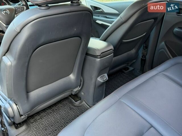 Синий Опель Ampera-e, объемом двигателя 0 л и пробегом 131 тыс. км за 17200 $, фото 11 на Automoto.ua