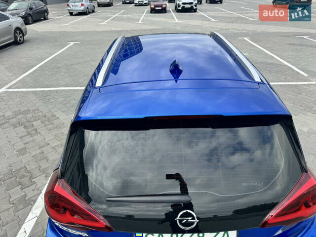 Синий Опель Ampera-e, объемом двигателя 0 л и пробегом 135 тыс. км за 15300 $, фото 22 на Automoto.ua