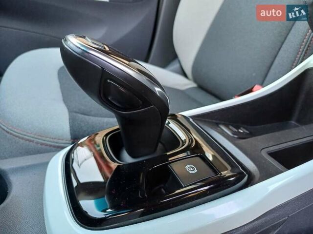 Синий Опель Ampera-e, объемом двигателя 0 л и пробегом 125 тыс. км за 13999 $, фото 33 на Automoto.ua