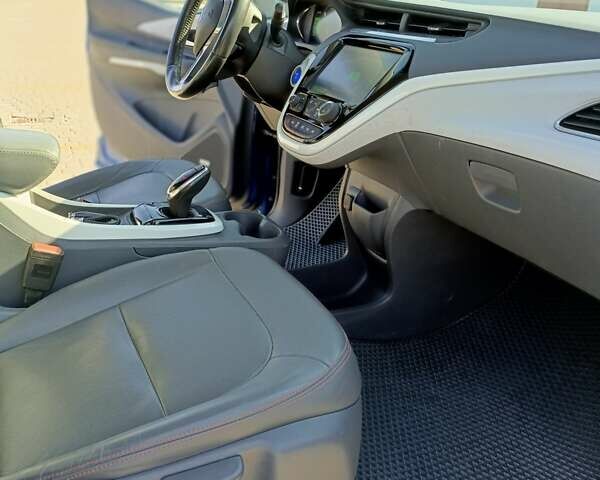 Синий Опель Ampera-e, объемом двигателя 0 л и пробегом 111 тыс. км за 15550 $, фото 18 на Automoto.ua