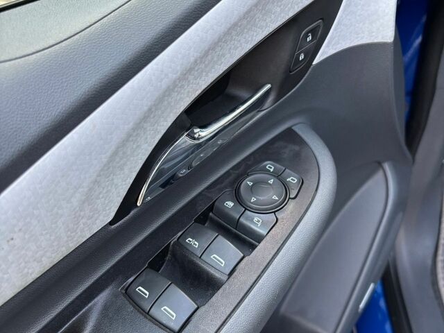 Синій Опель Ampera-e, об'ємом двигуна 0 л та пробігом 111 тис. км за 16300 $, фото 24 на Automoto.ua