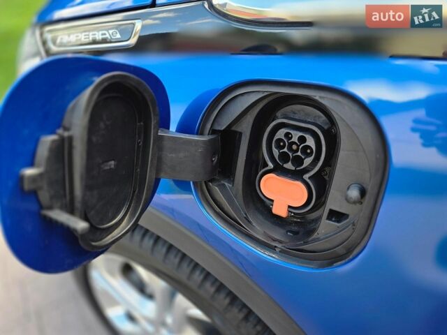 Синий Опель Ampera-e, объемом двигателя 0 л и пробегом 120 тыс. км за 17200 $, фото 46 на Automoto.ua