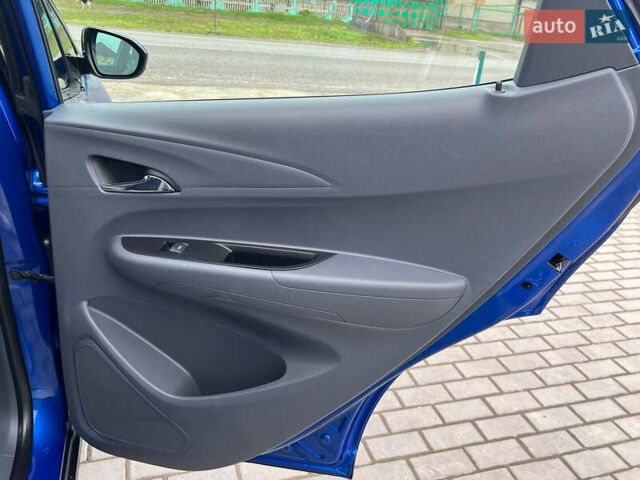 Синий Опель Ampera-e, объемом двигателя 0 л и пробегом 137 тыс. км за 15500 $, фото 26 на Automoto.ua