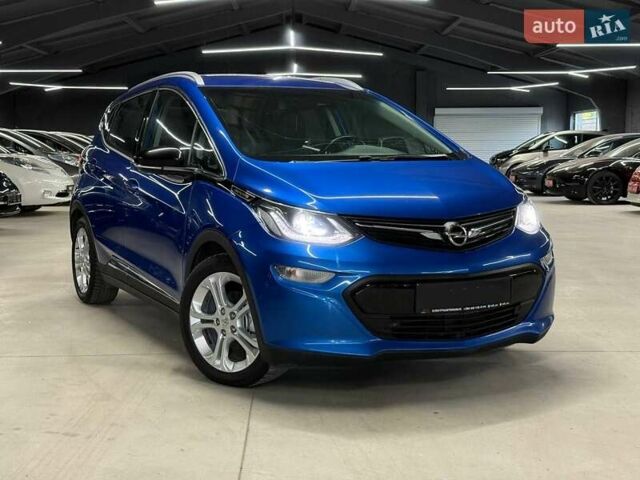 Синий Опель Ampera-e, объемом двигателя 0 л и пробегом 208 тыс. км за 14400 $, фото 3 на Automoto.ua