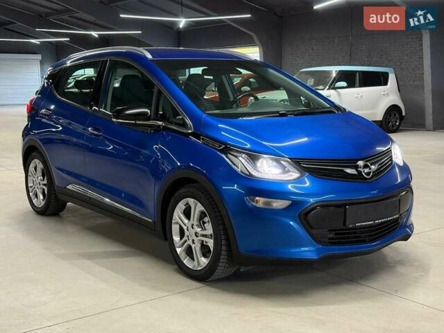 Синий Опель Ampera-e, объемом двигателя 0 л и пробегом 208 тыс. км за 14400 $, фото 8 на Automoto.ua