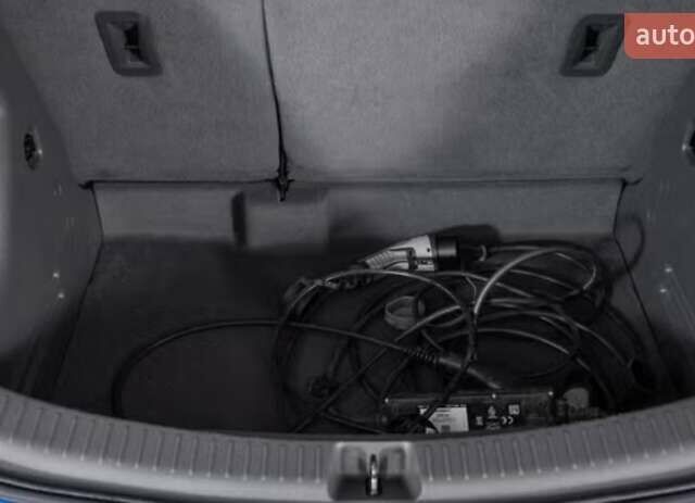 Синий Опель Ampera-e, объемом двигателя 0 л и пробегом 109 тыс. км за 14350 $, фото 14 на Automoto.ua