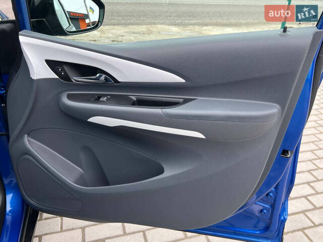 Синий Опель Ampera-e, объемом двигателя 0 л и пробегом 137 тыс. км за 15500 $, фото 28 на Automoto.ua