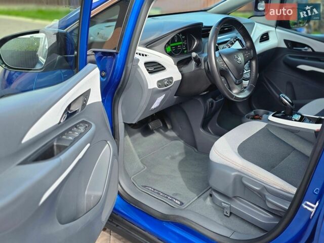 Синий Опель Ampera-e, объемом двигателя 0 л и пробегом 120 тыс. км за 17200 $, фото 26 на Automoto.ua