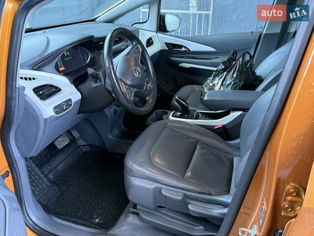 Оранжевый Опель Ampera-e, объемом двигателя 0 л и пробегом 137 тыс. км за 14499 $, фото 47 на Automoto.ua