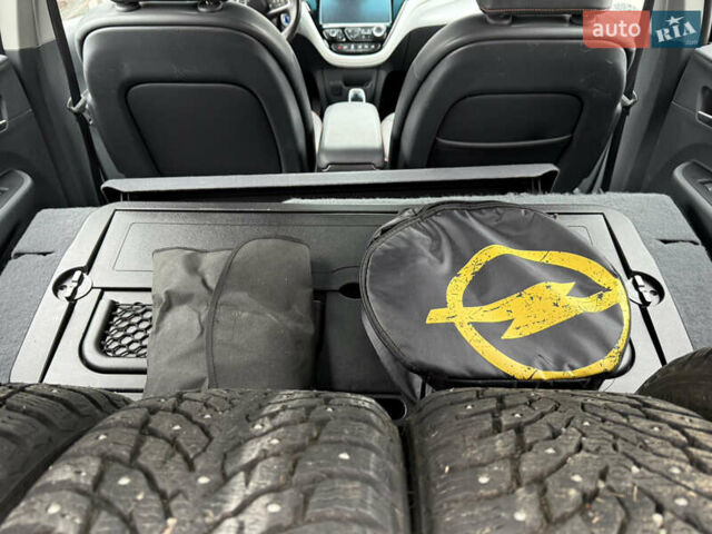 Оранжевый Опель Ampera-e, объемом двигателя 0 л и пробегом 137 тыс. км за 14499 $, фото 71 на Automoto.ua