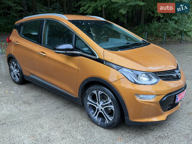Оранжевый Опель Ampera-e, объемом двигателя 0 л и пробегом 137 тыс. км за 14499 $, фото 7 на Automoto.ua