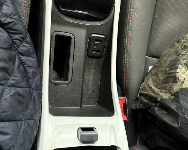 Оранжевый Опель Ampera-e, объемом двигателя 0 л и пробегом 137 тыс. км за 14499 $, фото 40 на Automoto.ua