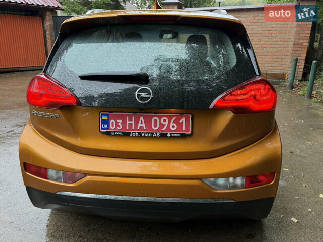 Оранжевый Опель Ampera-e, объемом двигателя 0 л и пробегом 137 тыс. км за 14499 $, фото 16 на Automoto.ua