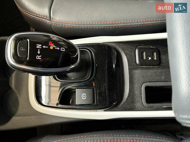 Оранжевый Опель Ampera-e, объемом двигателя 0 л и пробегом 137 тыс. км за 14499 $, фото 44 на Automoto.ua
