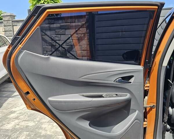 Оранжевый Опель Ampera-e, объемом двигателя 0 л и пробегом 145 тыс. км за 15000 $, фото 46 на Automoto.ua